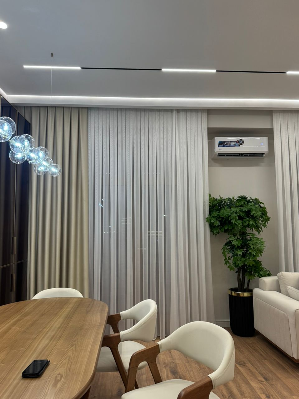 Большой ассортимент тканей