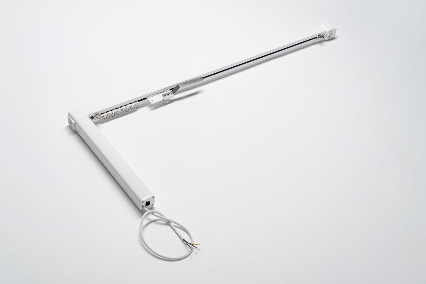 Раздвижной карниз с электроприводом